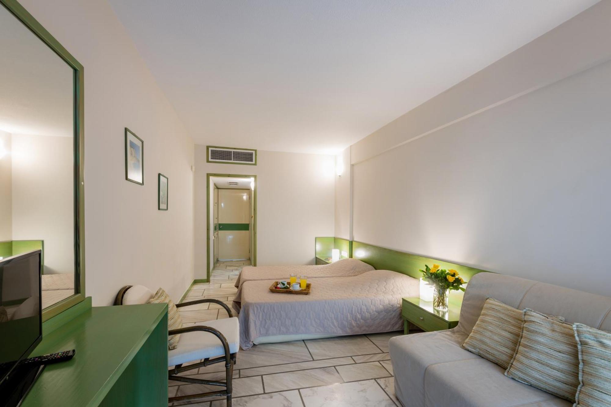 Hotel Pavlina Beach Niforeika Exterior photo
