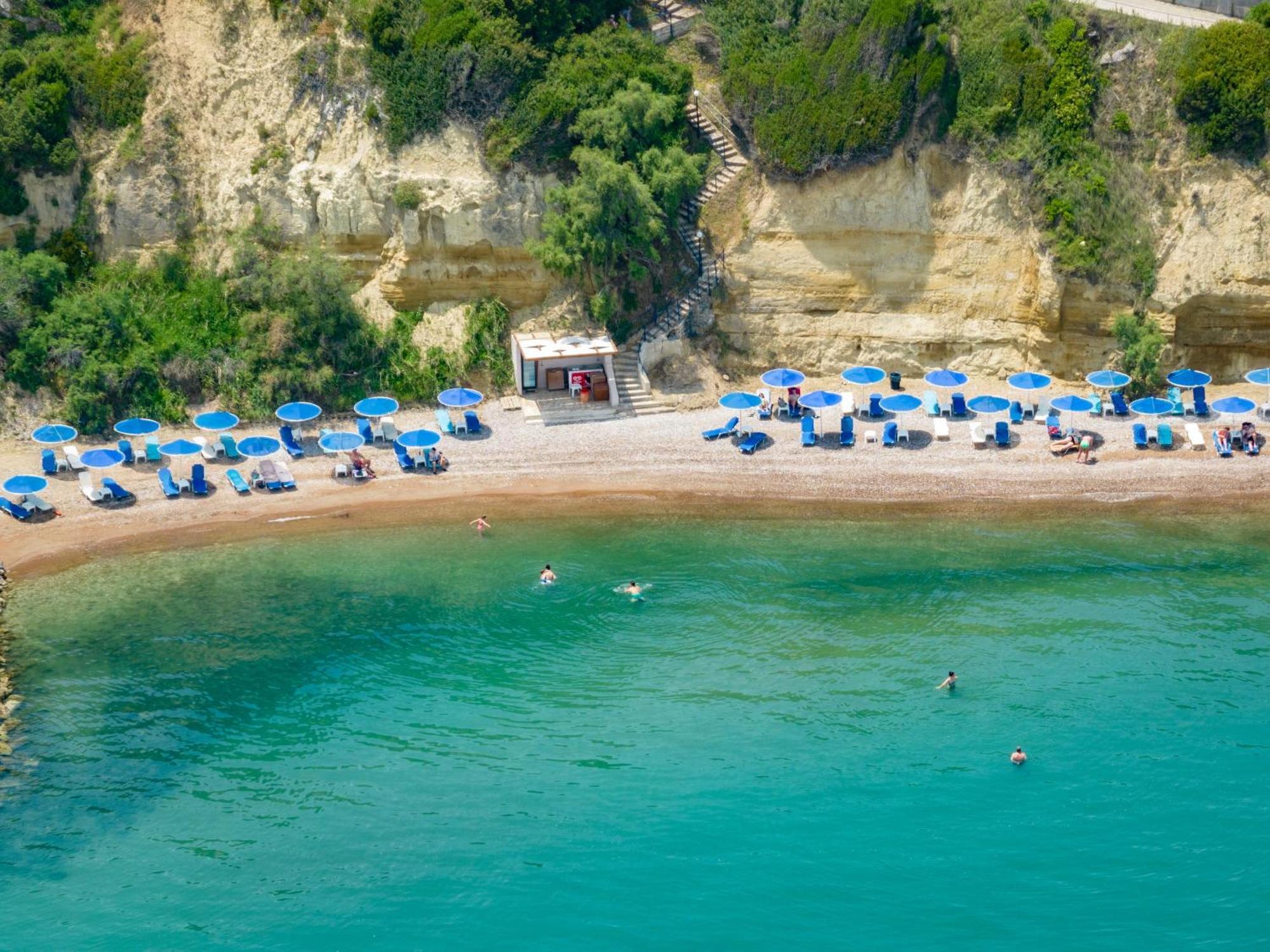 Hotel Pavlina Beach Niforeika Exterior photo